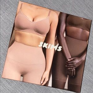 SKIMS Core Control Mid Thigh Short